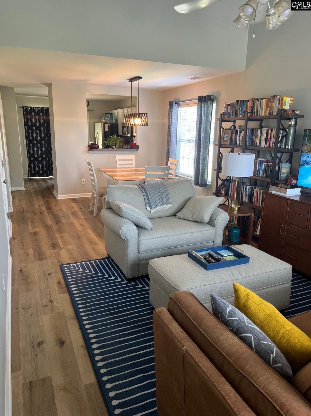 100 Recluse Street Photo 4