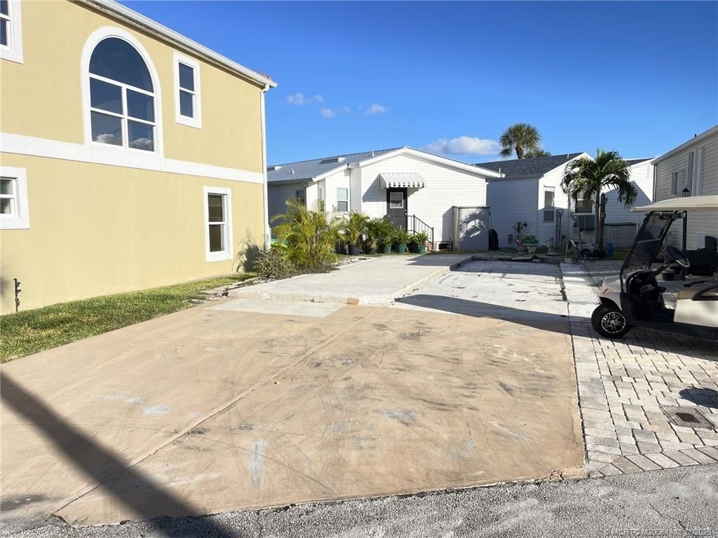 105 Nettles Boulevard, Jensen Beach, FL 34957 Photo
