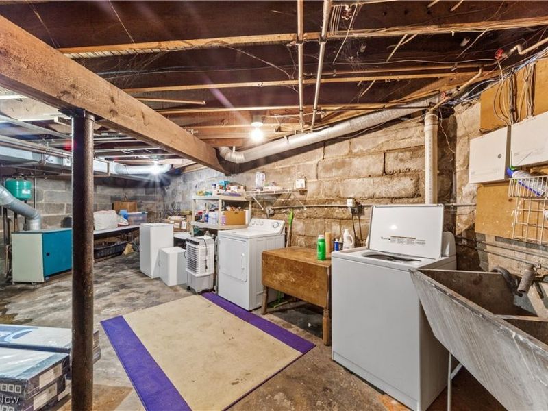 2280 W 10th Street, Cleveland, OH 44113 Photo 34