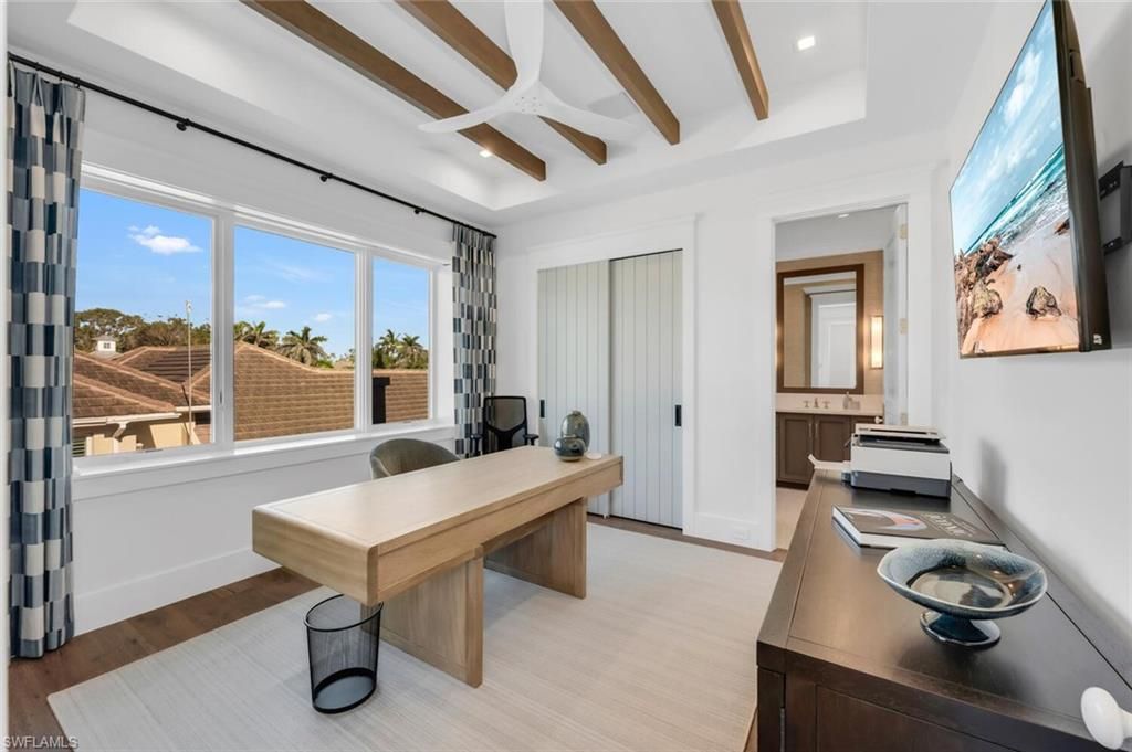 1835 Gulf Shore Blvd S, Naples, FL 34102 Photo