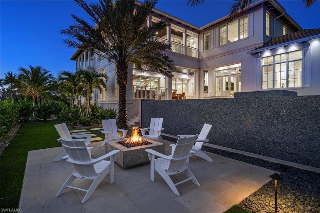 1835 Gulf Shore Blvd S, Naples, FL 34102 Photo