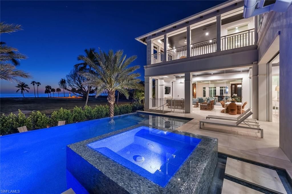 1835 Gulf Shore Blvd S, Naples, FL 34102 Photo