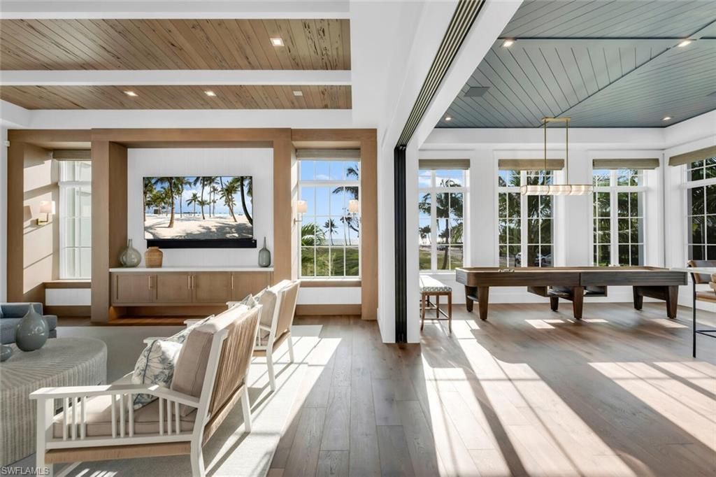 1835 Gulf Shore Blvd S, Naples, FL 34102 Photo