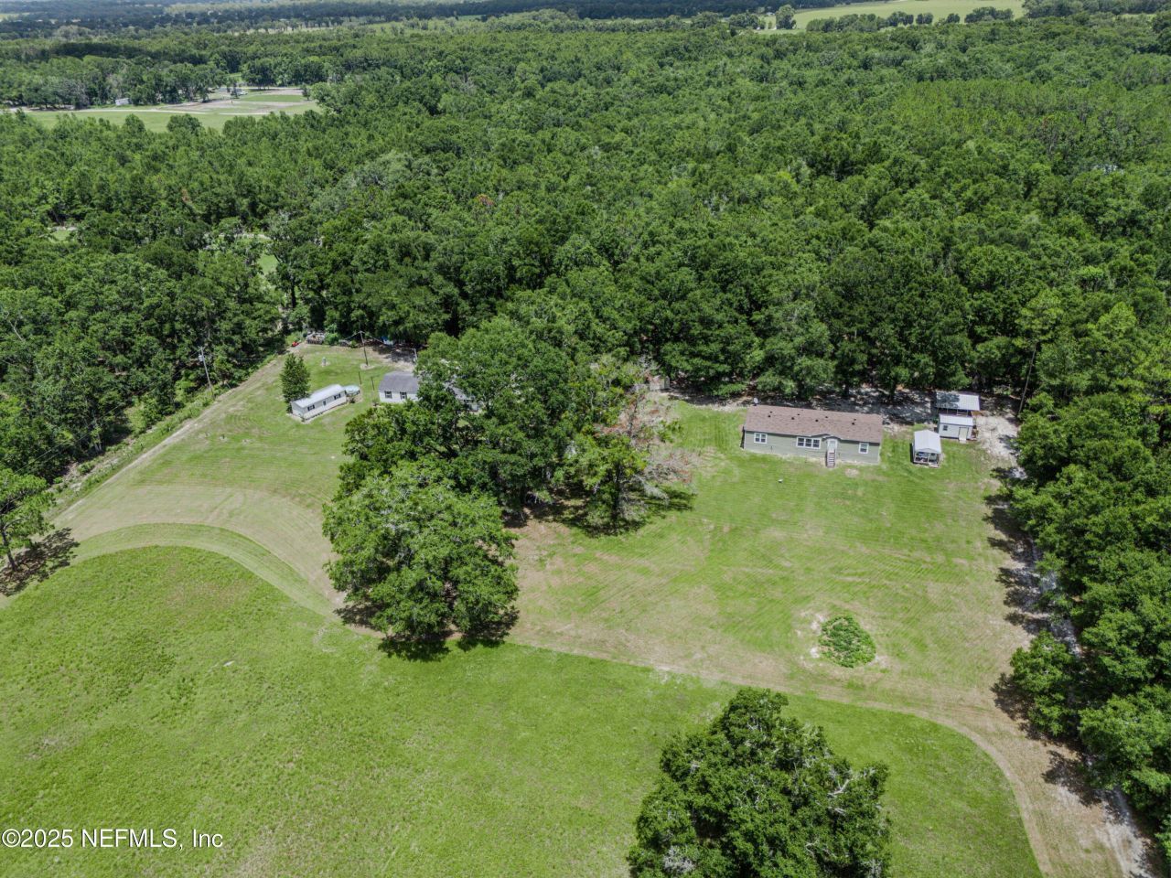 261 SW Beyond Court, Lake City, FL 32024 Photo