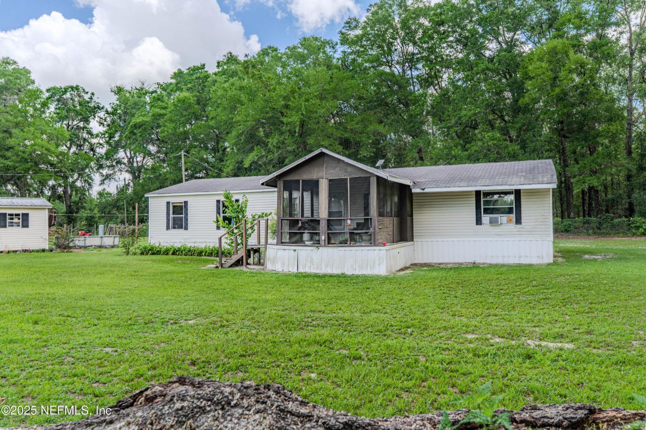 261 SW Beyond Court, Lake City, FL 32024 Photo