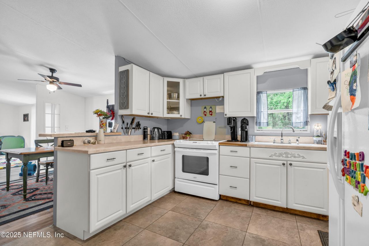 261 SW Beyond Court, Lake City, FL 32024 Photo