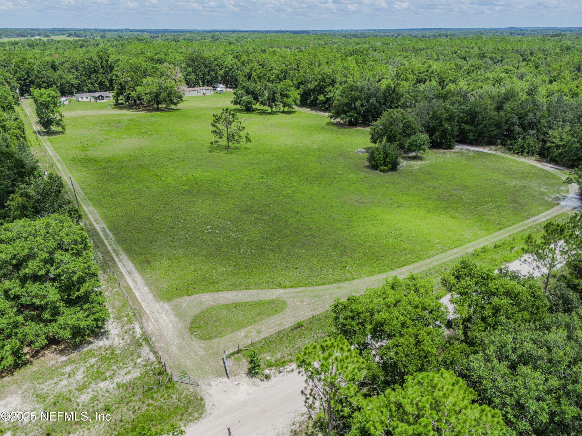 261 SW Beyond Court, Lake City, FL 32024 Photo