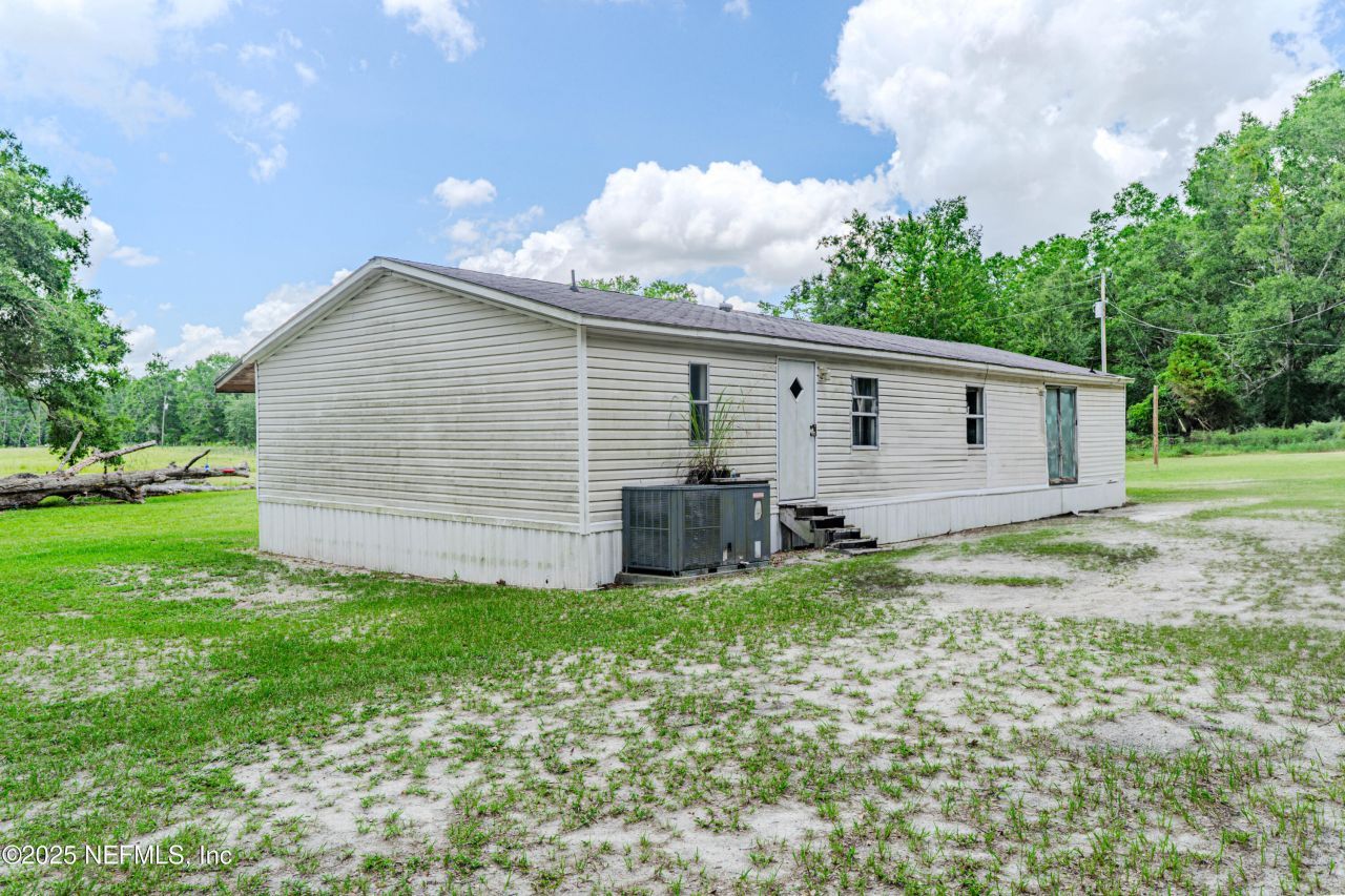 261 SW Beyond Court, Lake City, FL 32024 Photo