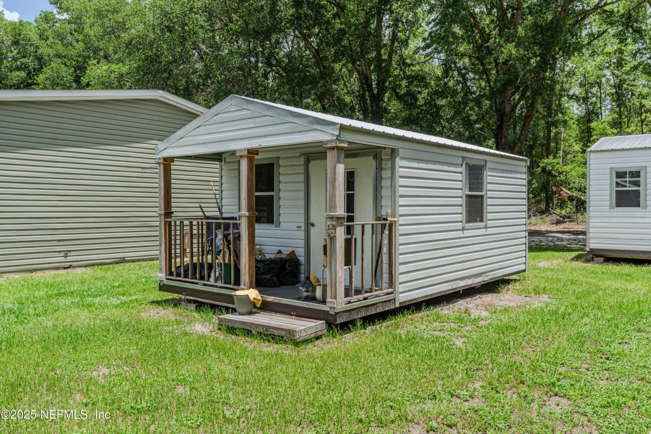 261 SW Beyond Court, Lake City, FL 32024 Photo