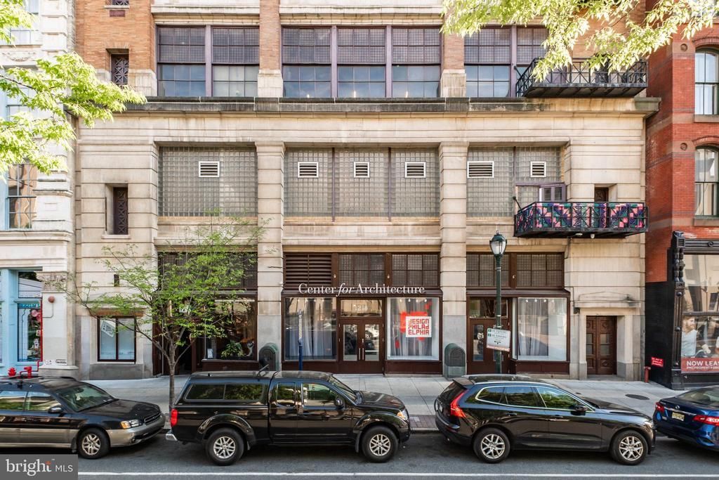 1216 20 Arch Street, Unit 1, Philadelphia, PA 19107 Main Photo