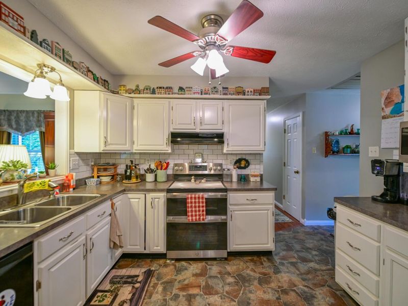 5131 Wooten Road, Athens, OH 45701 Photo 17