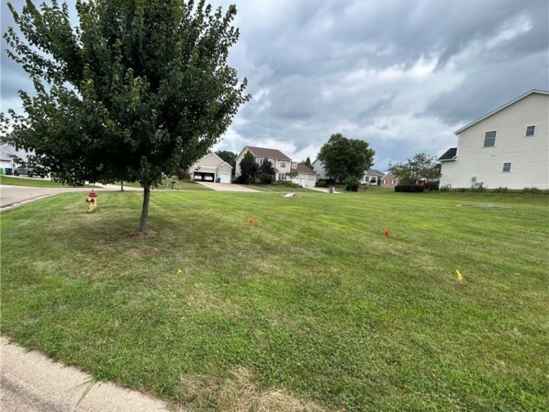 7316 Bentham Circle NW, North Canton, OH 44720 Photo 4