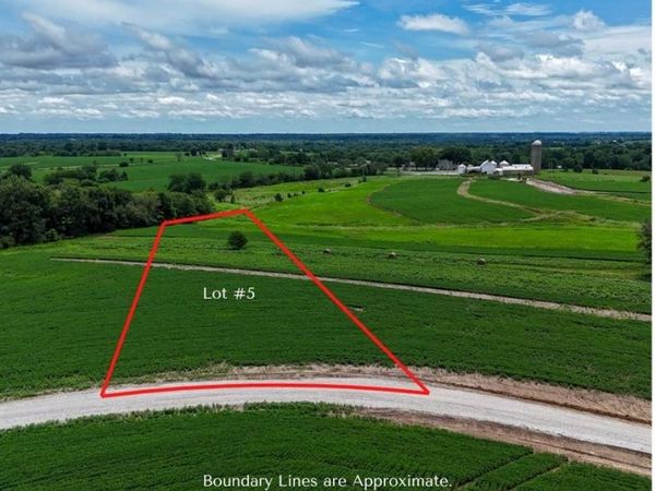 232 Autumn Hallow Ct, Old Monroe, MO 63369