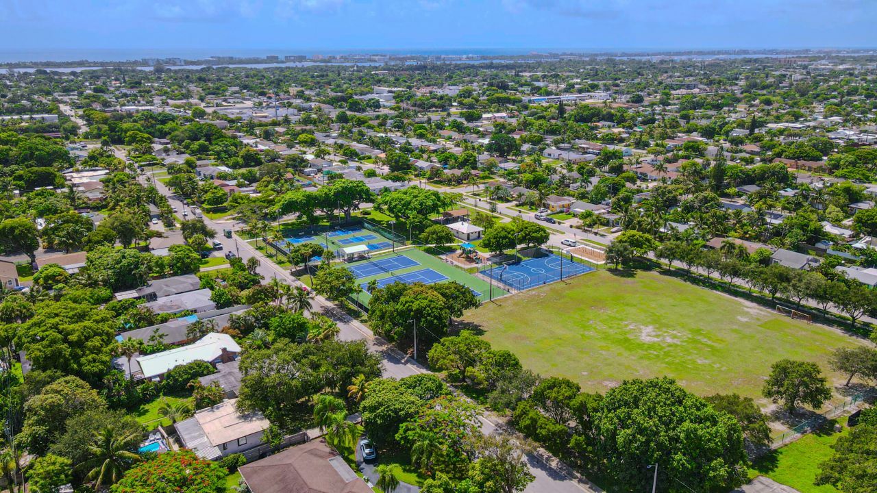 1717 16th Court N, Lake Worth Beach, FL 33460 Photo