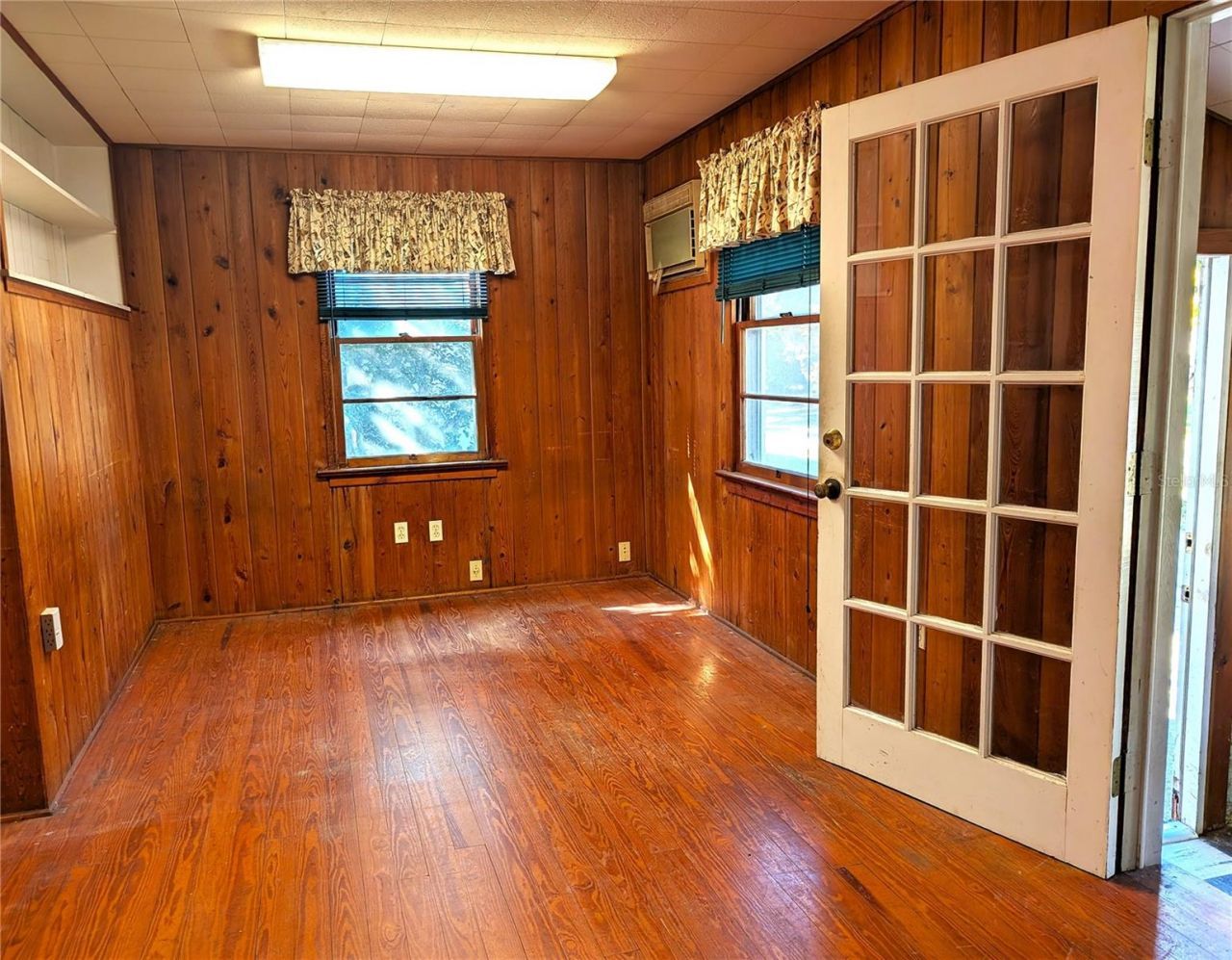 1740 Wisconsin Lane, Sarasota, FL 34239 Photo