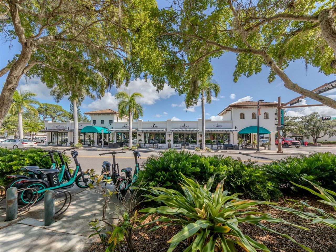 1740 Wisconsin Lane, Sarasota, FL 34239 Photo