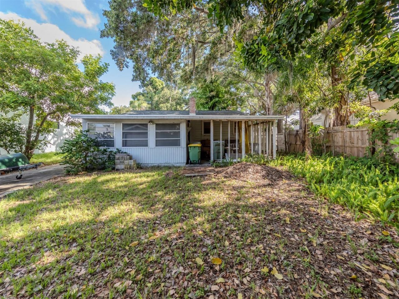 1740 Wisconsin Lane, Sarasota, FL 34239 Photo