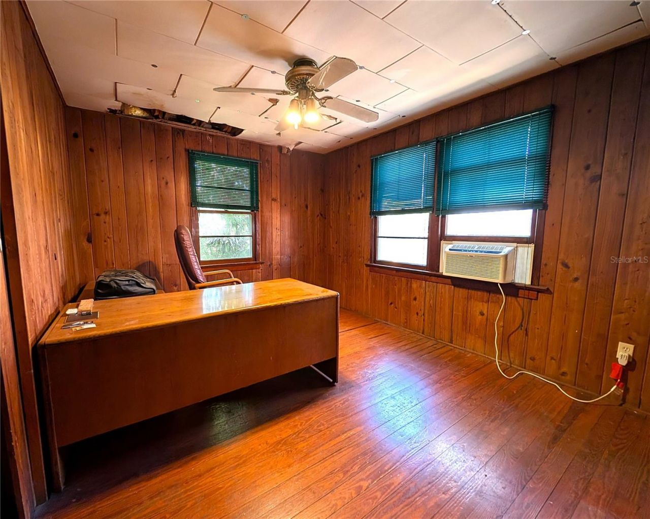 1740 Wisconsin Lane, Sarasota, FL 34239 Photo