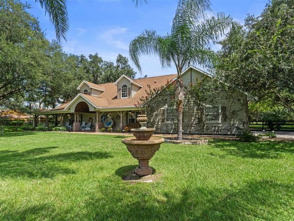 32137 WOLF BRANCH LANE, SORRENTO, FL 32776