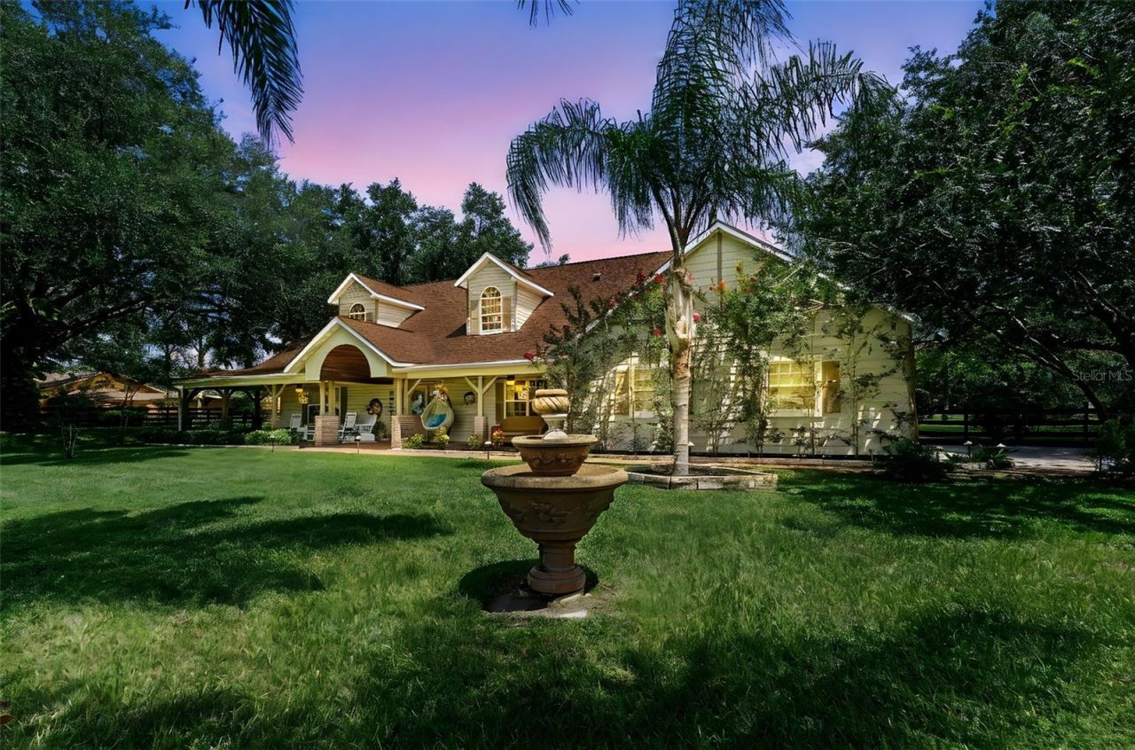 32137 Wolf Branch Lane, Sorrento, FL 32776 Photo