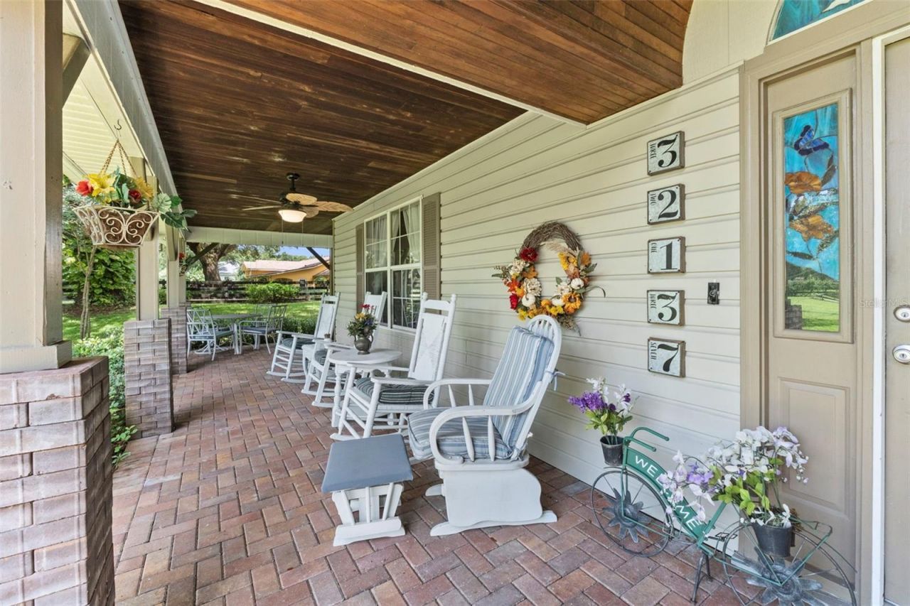 32137 Wolf Branch Lane, Sorrento, FL 32776 Photo