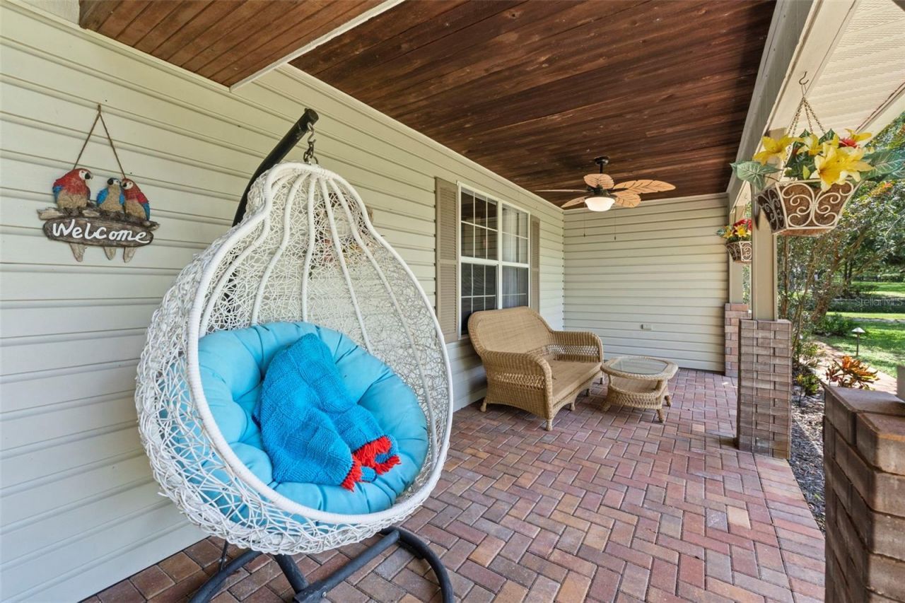 32137 Wolf Branch Lane, Sorrento, FL 32776 Photo