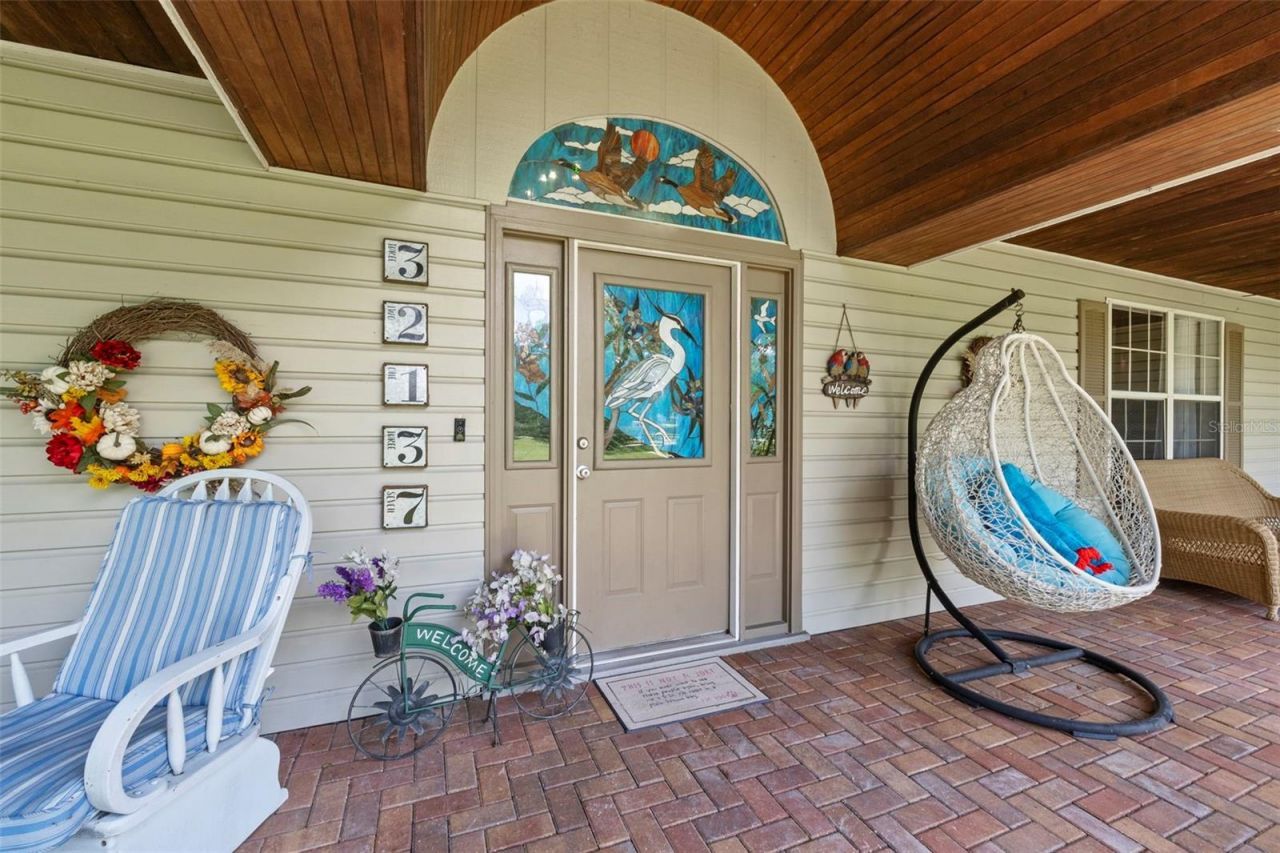 32137 Wolf Branch Lane, Sorrento, FL 32776 Photo