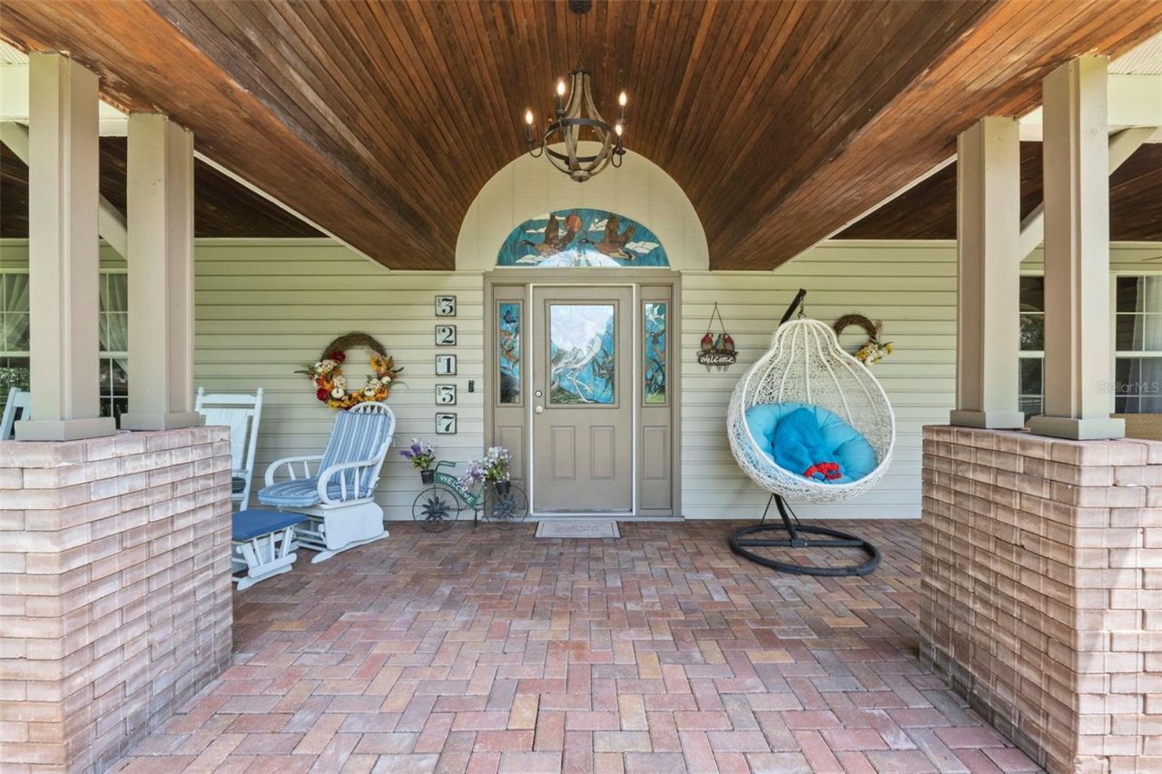 32137 Wolf Branch Lane, Sorrento, FL 32776 Photo