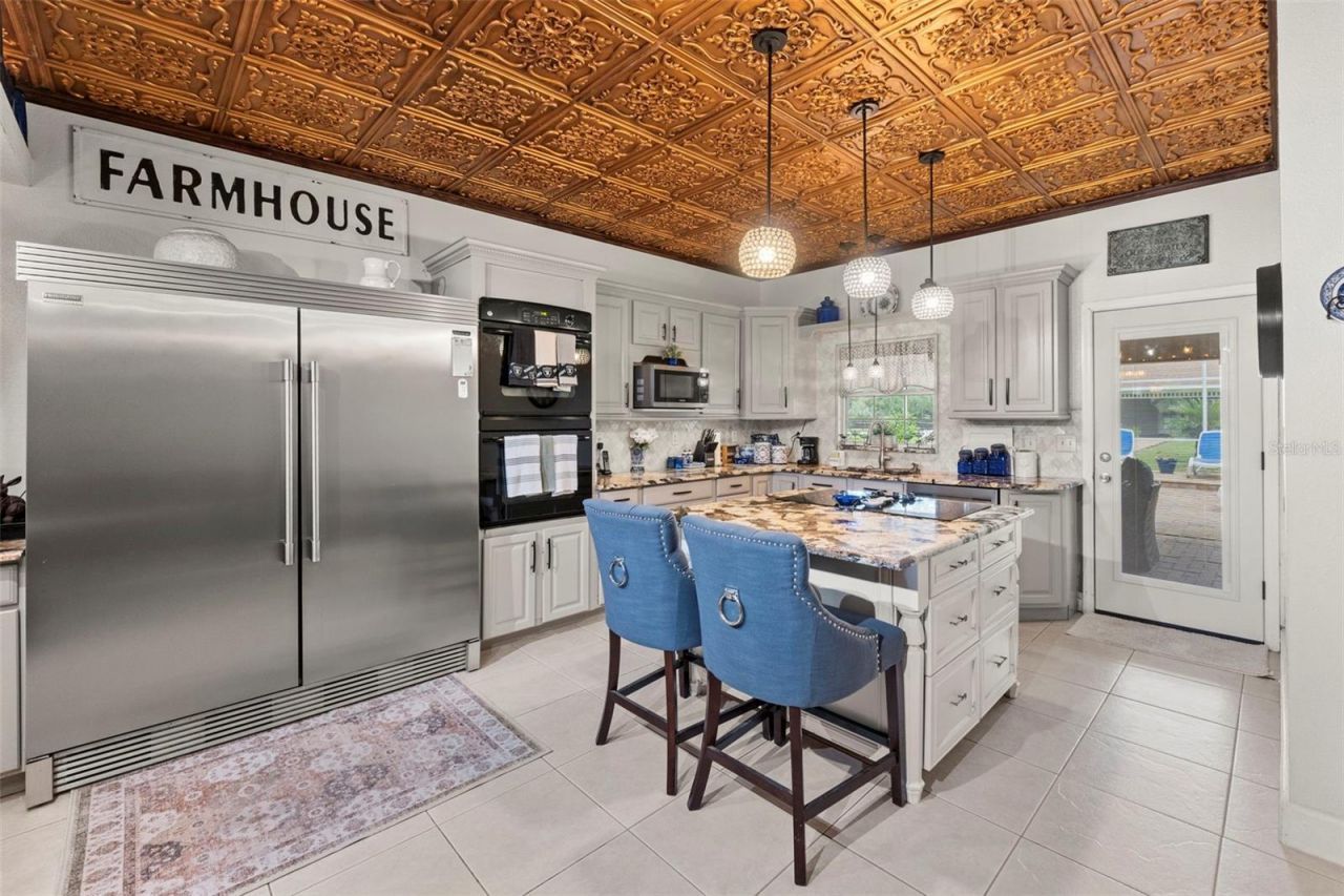 32137 Wolf Branch Lane, Sorrento, FL 32776 Photo