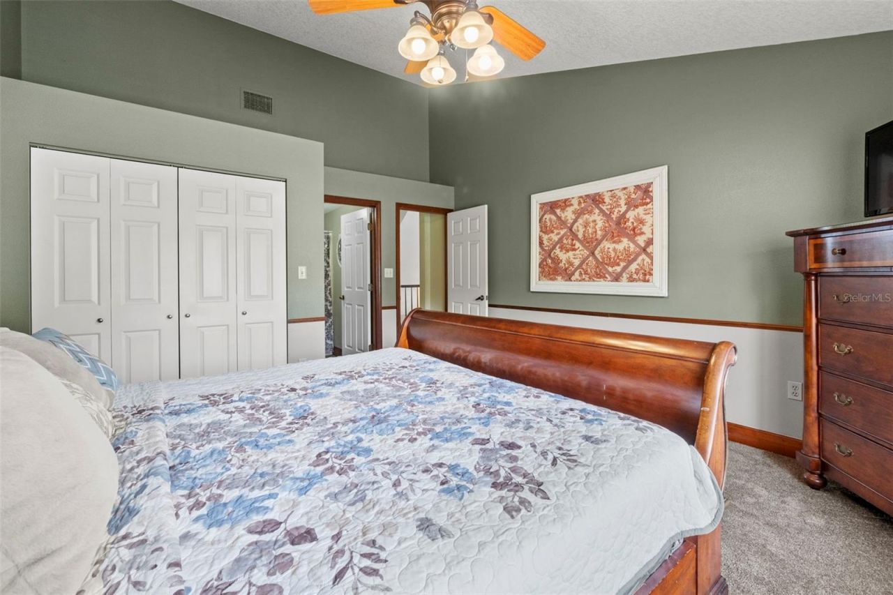 32137 Wolf Branch Lane, Sorrento, FL 32776 Photo