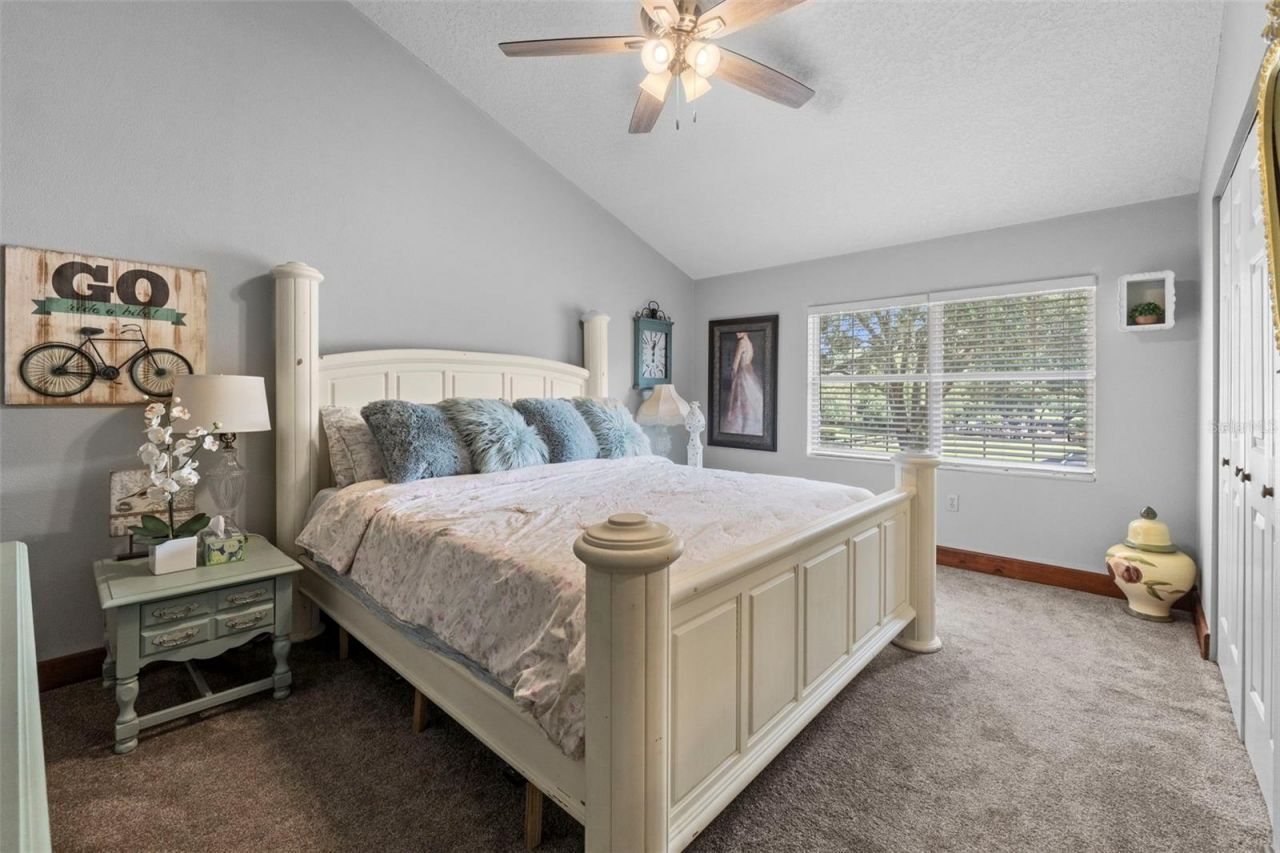 32137 Wolf Branch Lane, Sorrento, FL 32776 Photo