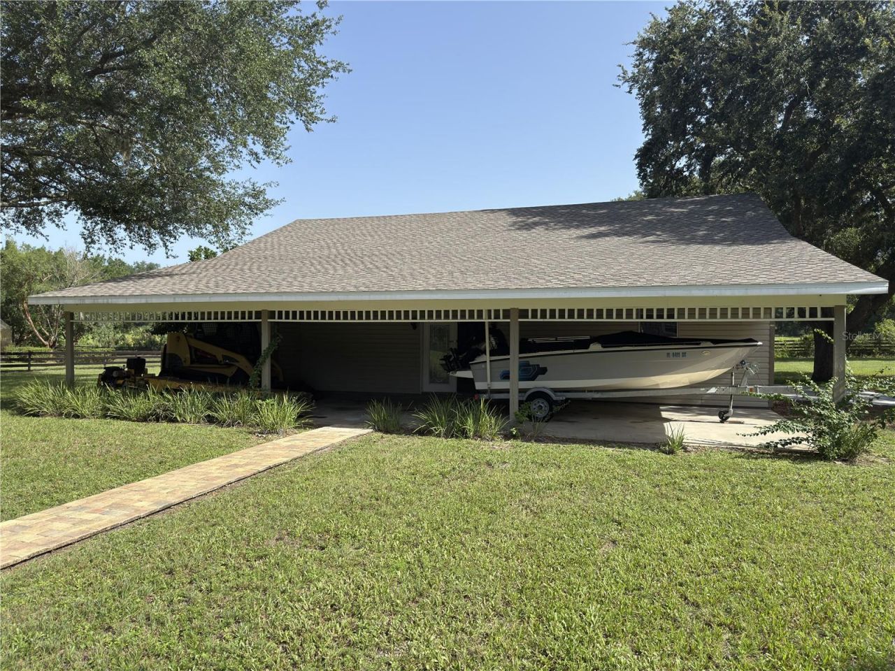 32137 Wolf Branch Lane, Sorrento, FL 32776 Photo