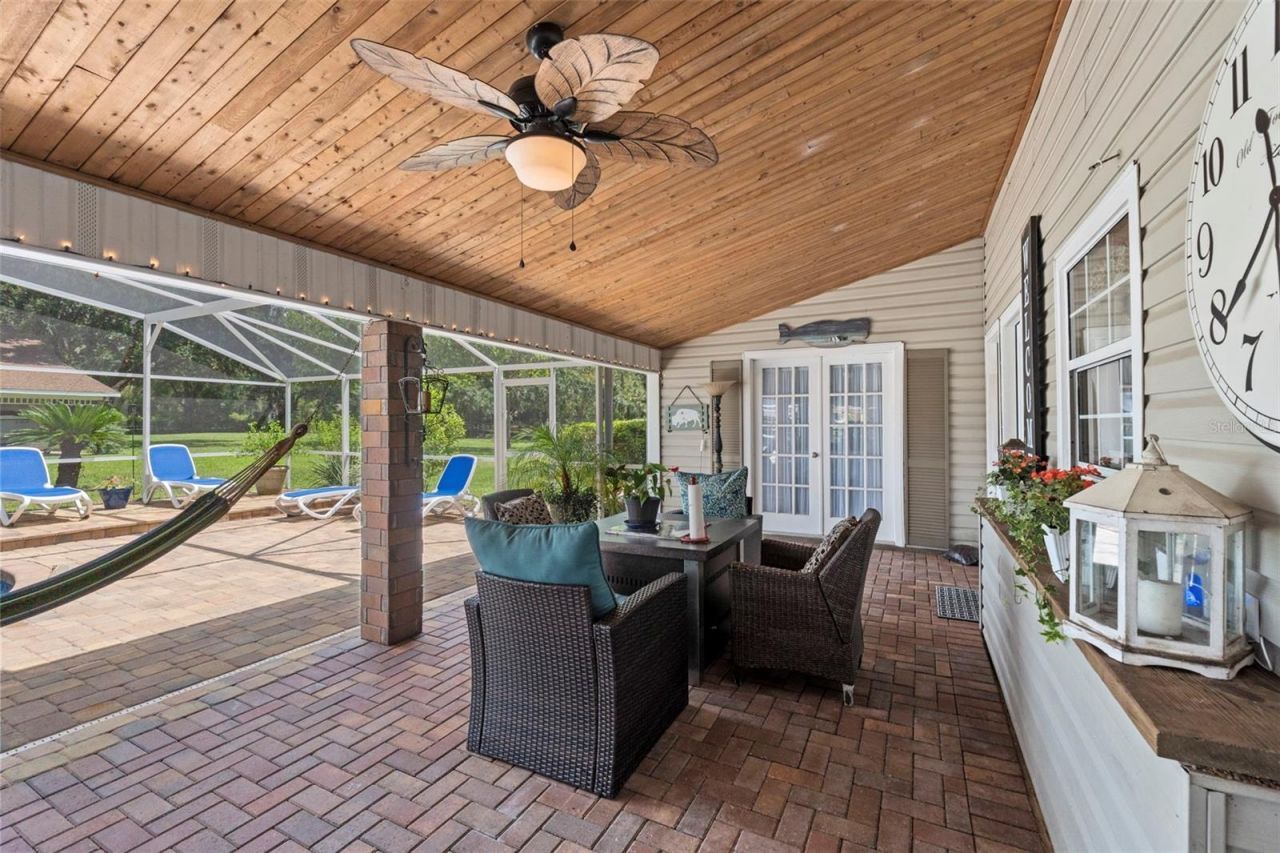 32137 Wolf Branch Lane, Sorrento, FL 32776 Photo