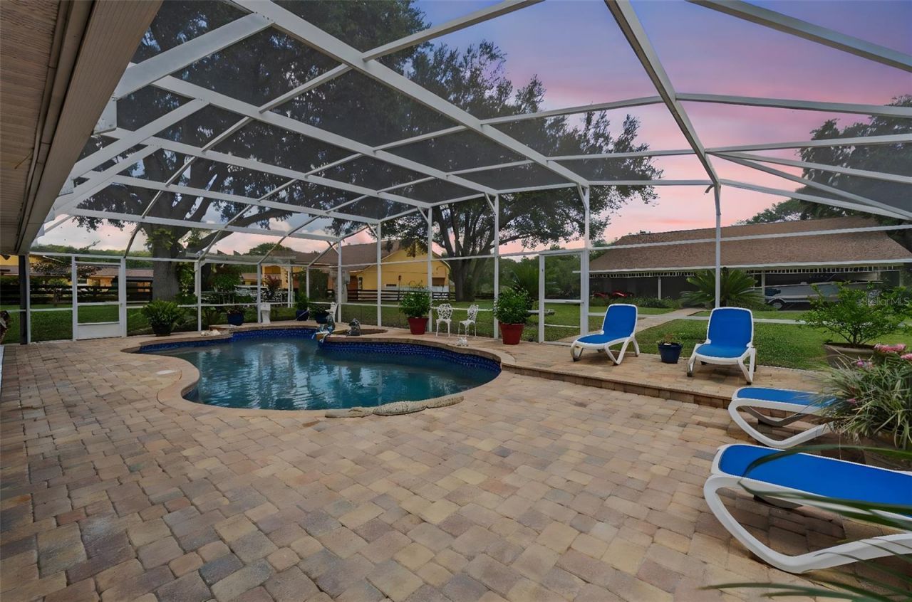 32137 Wolf Branch Lane, Sorrento, FL 32776 Photo