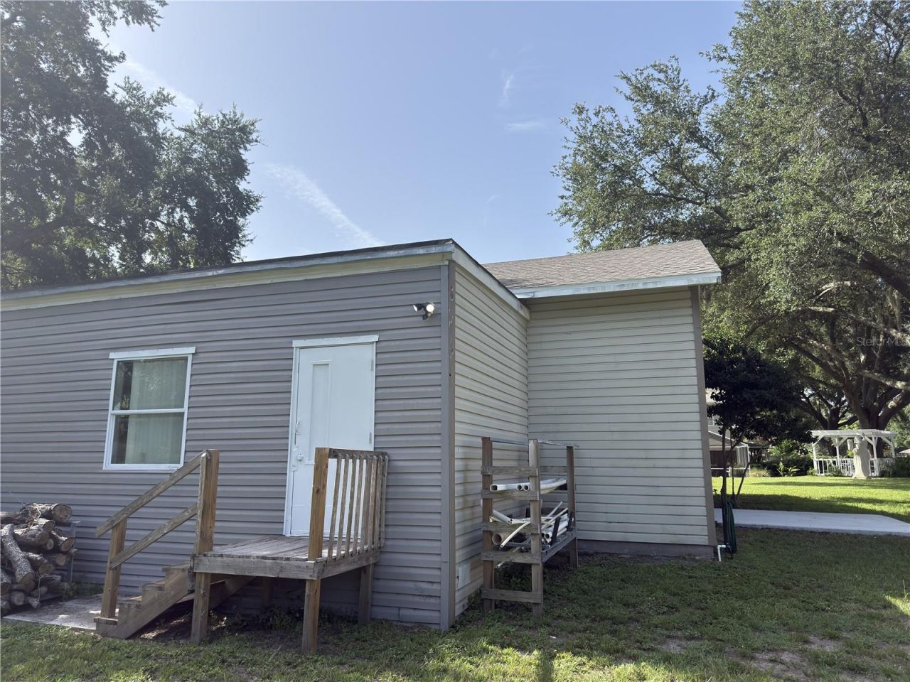 32137 Wolf Branch Lane, Sorrento, FL 32776 Photo