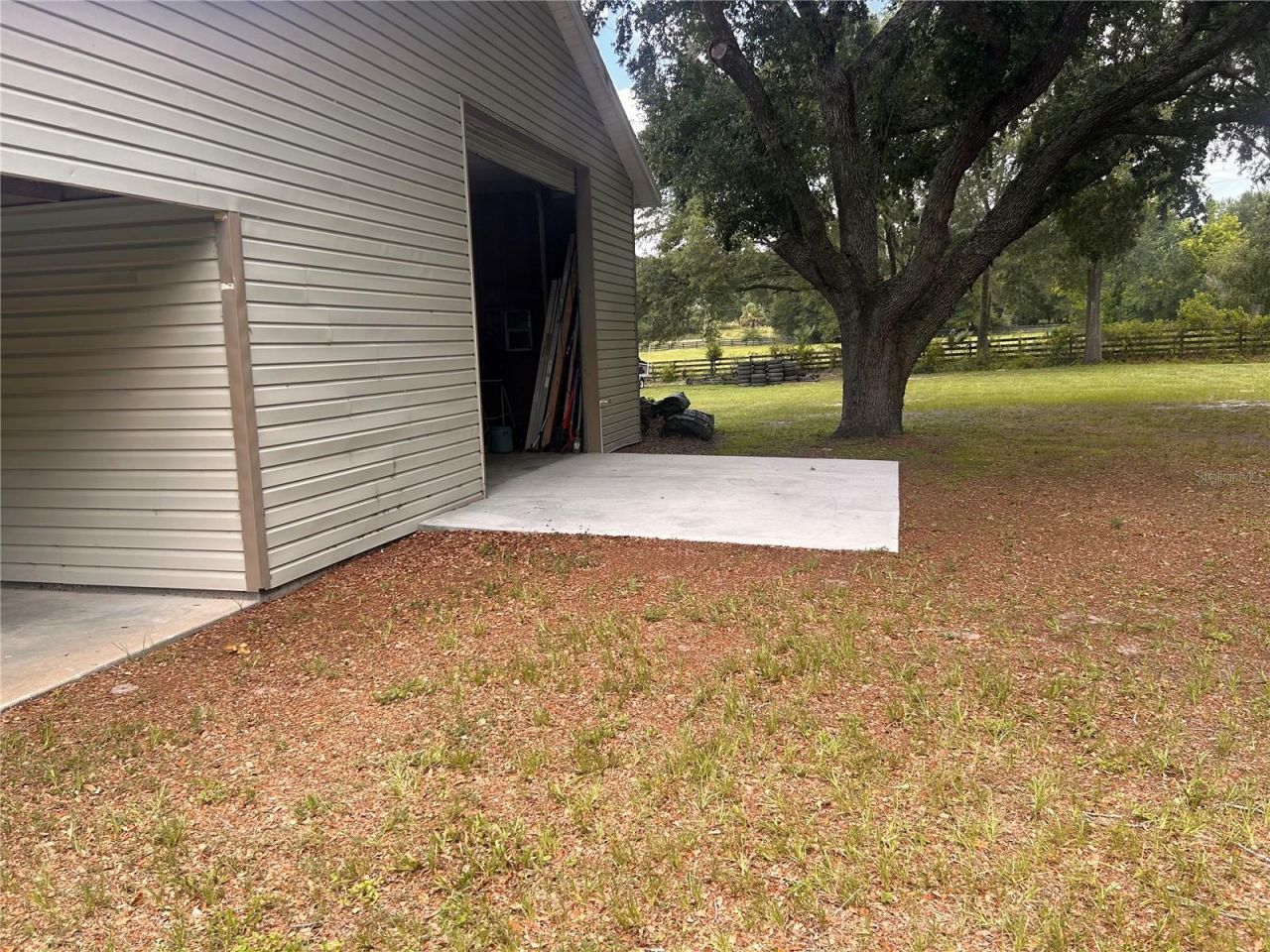 32137 Wolf Branch Lane, Sorrento, FL 32776 Photo
