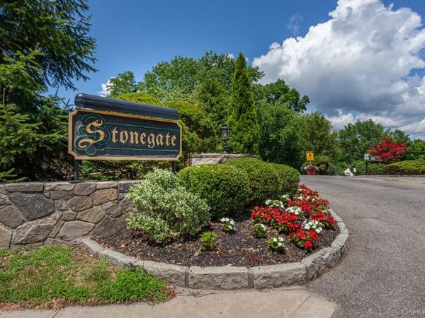 1840 Crompond Road, Unit 7B8, Peekskill, NY 10566