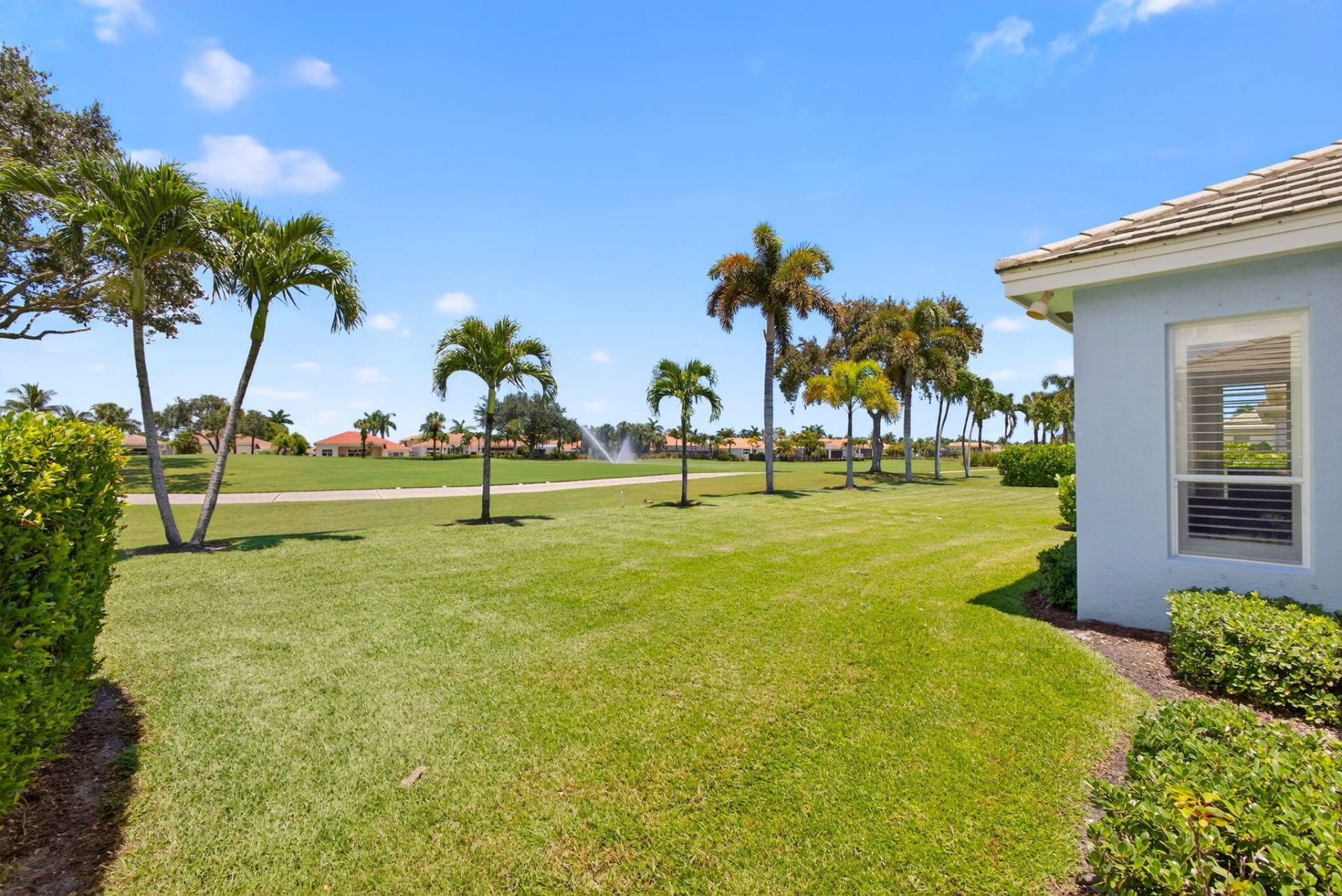10685 La Strada, West Palm Beach, FL 33412 Photo