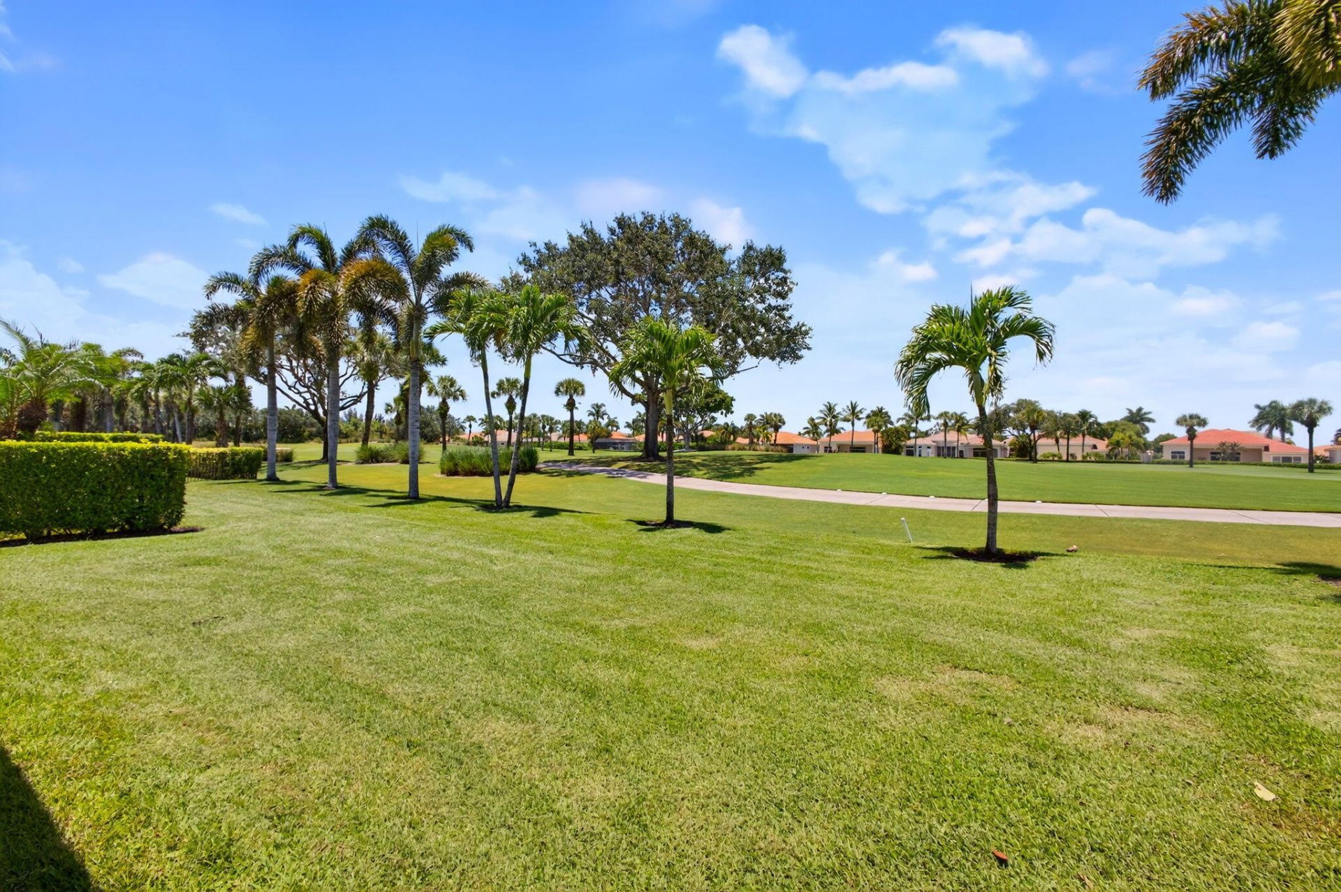 10685 La Strada, West Palm Beach, FL 33412 Photo