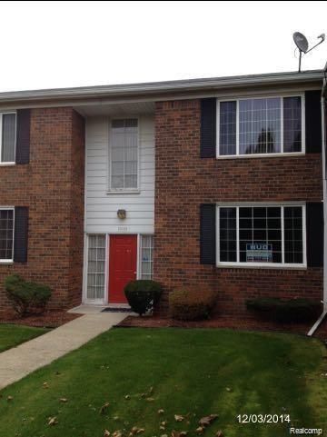 25332 Shiawasee Circle, Southfield, MI 48033 Main Photo