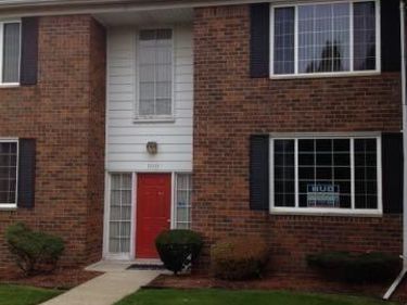 25332 SHIAWASEE Circle, Southfield, MI 48033