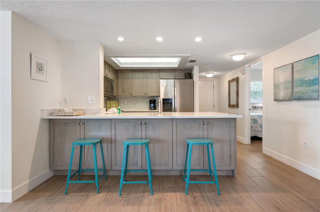 5963 Midnight Pass Road, Unit 332, Sarasota, FL 34242 Photo