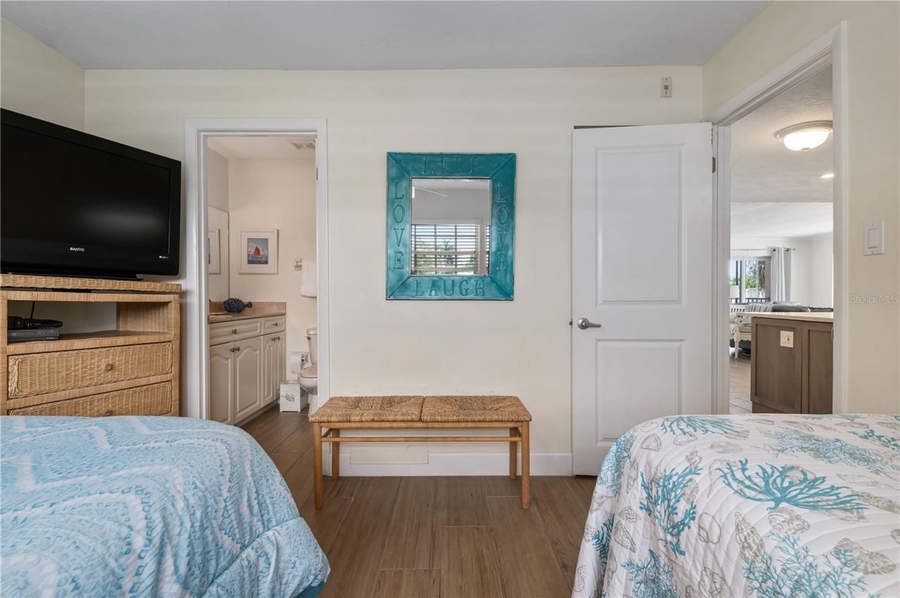 5963 Midnight Pass Road, Unit 332, Sarasota, FL 34242 Photo