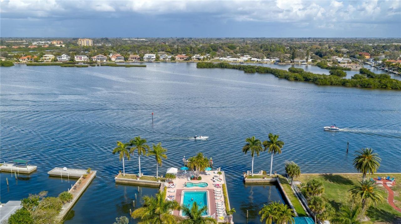 5963 Midnight Pass Road, Unit 332, Sarasota, FL 34242 Photo