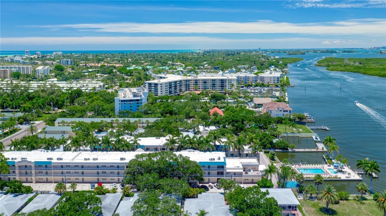 5963 Midnight Pass Road, Unit 332, Sarasota, FL 34242 Photo