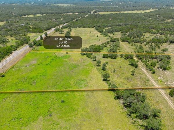 670 Windmill Ridge Drive , Blanco, TX 78606