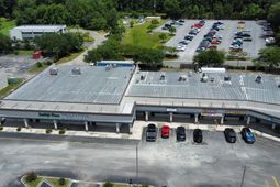 8780 Rivers Avenue photo 4