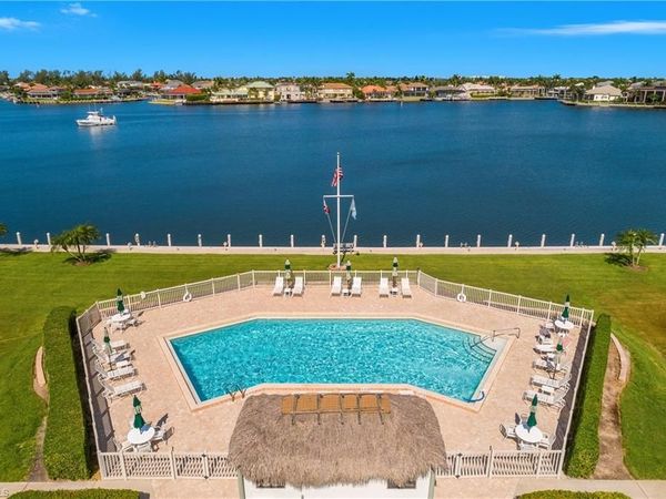 730 W Elkcam CIR, Unit 302, MARCO ISLAND, FL 34145