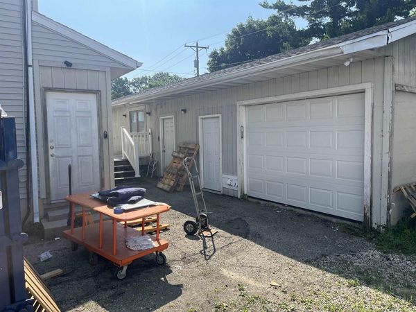 4211 W Beltline Hwy #4, Madison, WI 53711