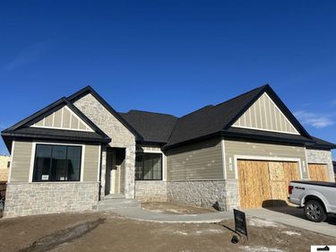 2235 S 95th Street, Lincoln, NE 68520